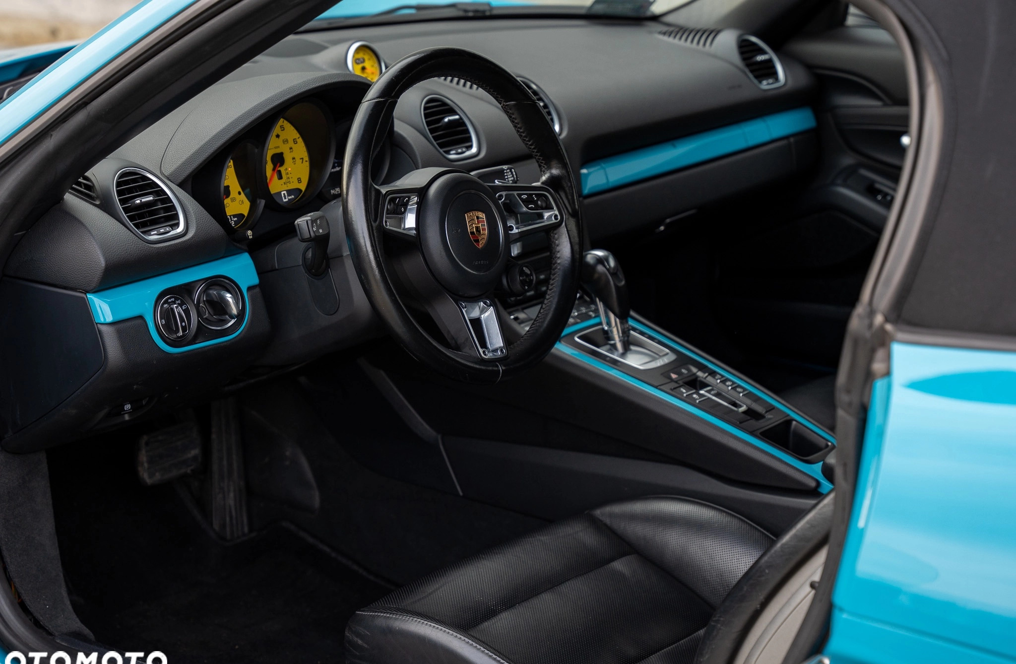 Porsche 718 Boxster cena 269999 przebieg: 113500, rok produkcji 2019 z Ropczyce małe 781